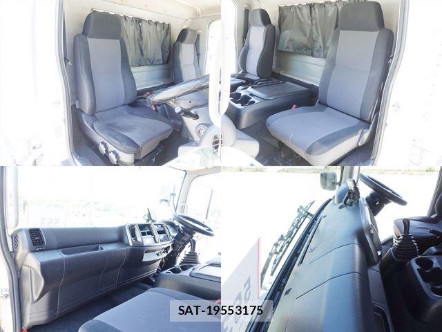 Hino RANGER 2016-02 6911820-21
