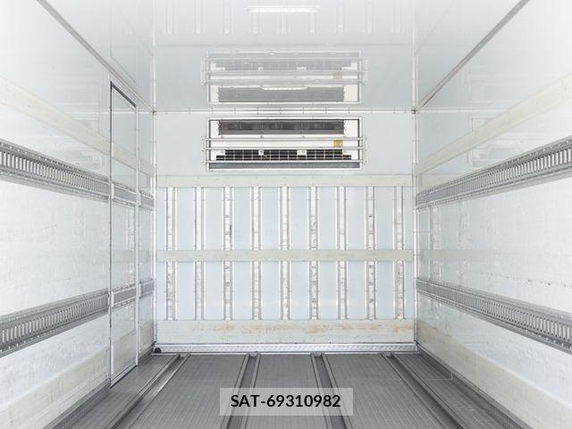 Hino RANGER 2017-11 6904375-15