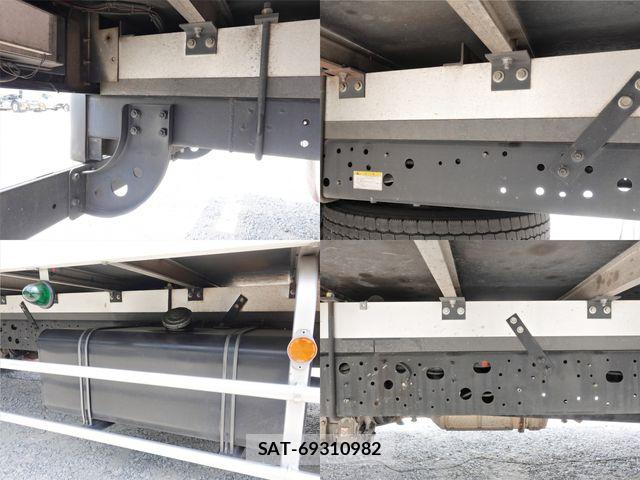 Hino RANGER 2017-11 6904375-20
