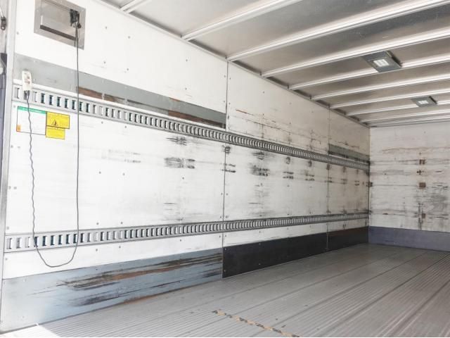 Hino RANGER 2015-11 6964473-13