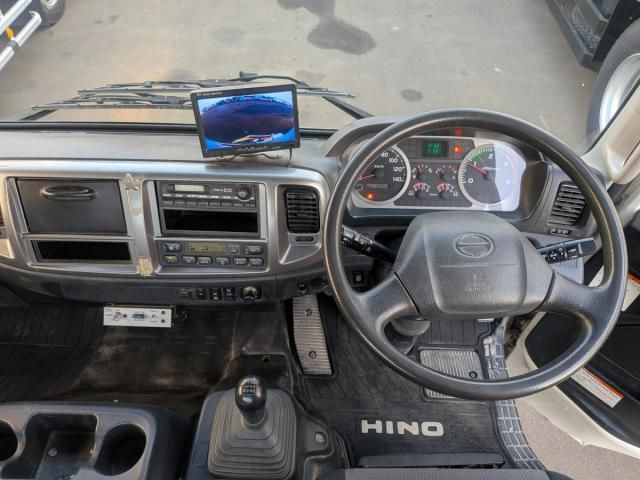 Hino RANGER 2016-01 6964465-20