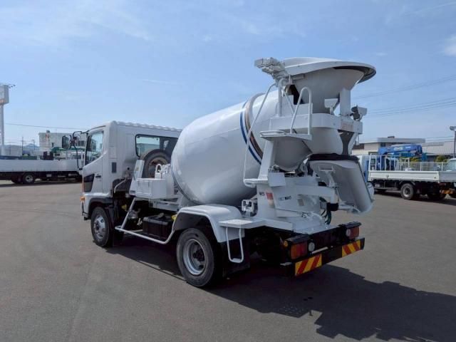 Hino RANGER 2016-01 6964465-3