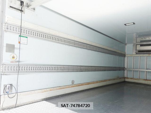 Hino RANGER 2018-03 6997637-13
