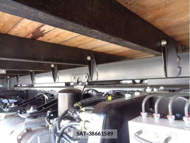 Hino RANGER 2025-03 7021360-11