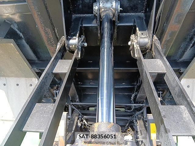 Hino RANGER 2015-10 7021363-9