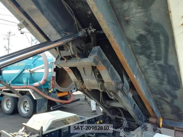 Hino RANGER 2017-02 7021366-11