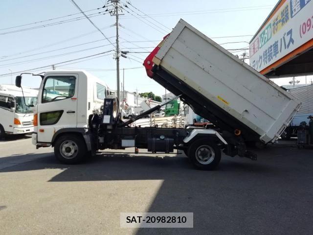 Hino RANGER 2017-02 7021366-7