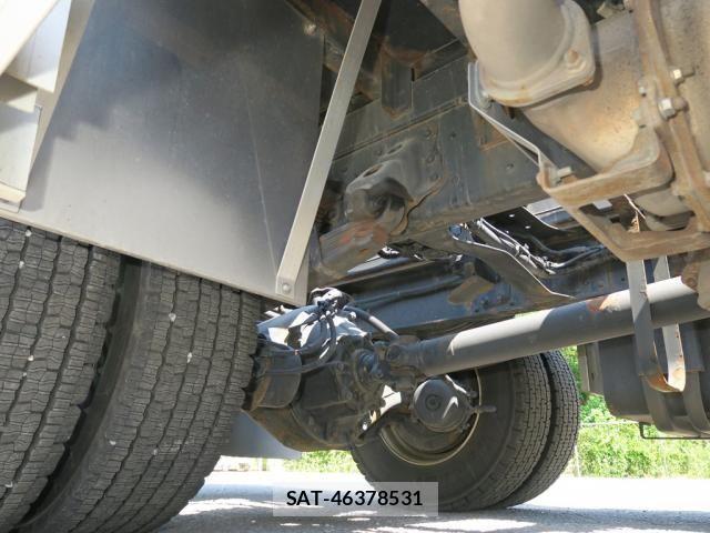 Hino RANGER 2023-03 7060404-13