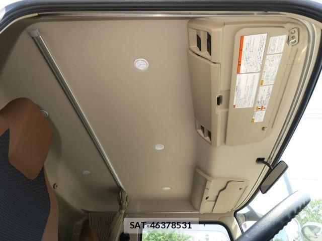 Hino RANGER 2023-03 7060404-19