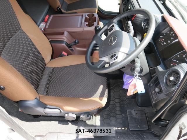 Hino RANGER 2023-03 7060404-23