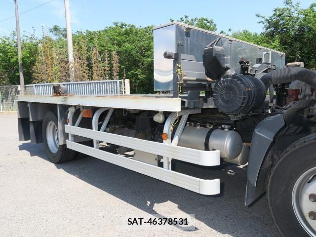Hino RANGER 2023-03 7060404-8