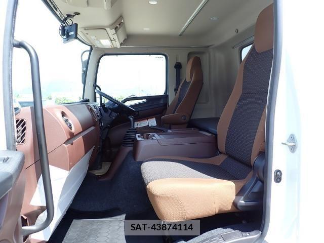 Hino RANGER 2024-03 7060406-14