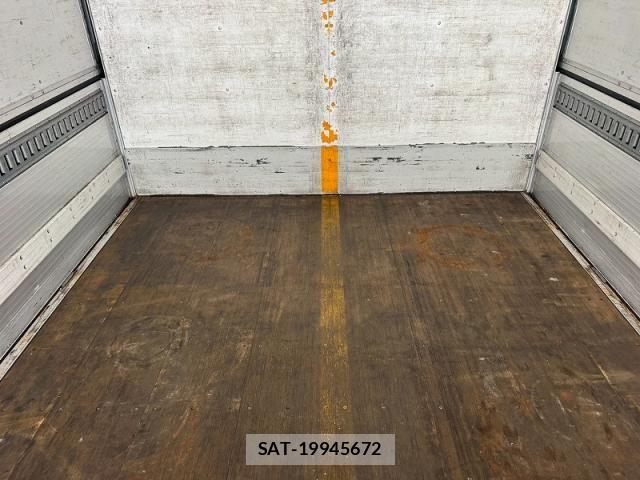 Hino RANGER 2016-10 7060412-24