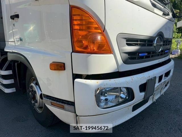 Hino RANGER 2016-10 7060412-8