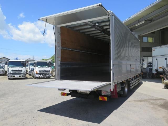 Hino RANGER 2021-09 7199720-18