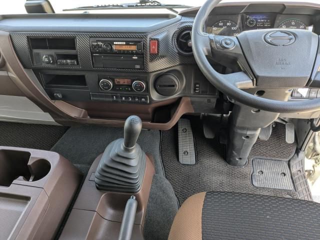 Hino RANGER 2025-09 7199724-26