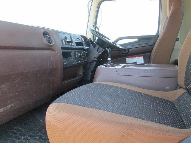Hino RANGER 2018-03 7199741-19