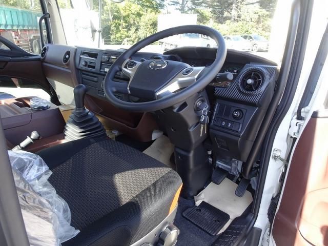 Hino RANGER 2025-10 7199719-16