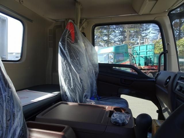 Hino RANGER 2025-10 7199719-18
