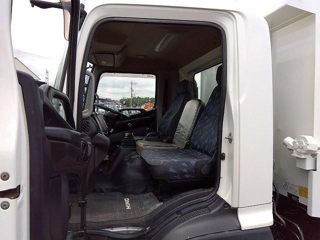 Hino RANGER 2014-02 7199746-13