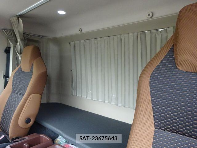 Hino RANGER 2019-02 7215768-22