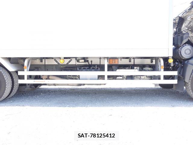 Hino RANGER 2018-05 7216340-23