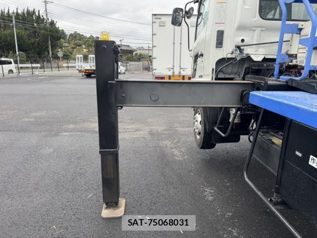 Hino RANGER 2015-06 7252057-18