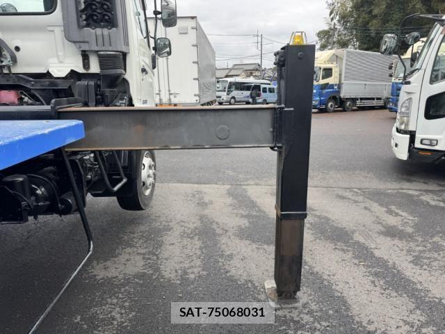 Hino RANGER 2015-06 7252057-20