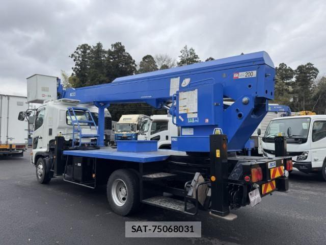 Hino RANGER 2015-06 7252057-4