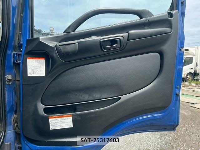 Hino RANGER 2013-03 7252077-16