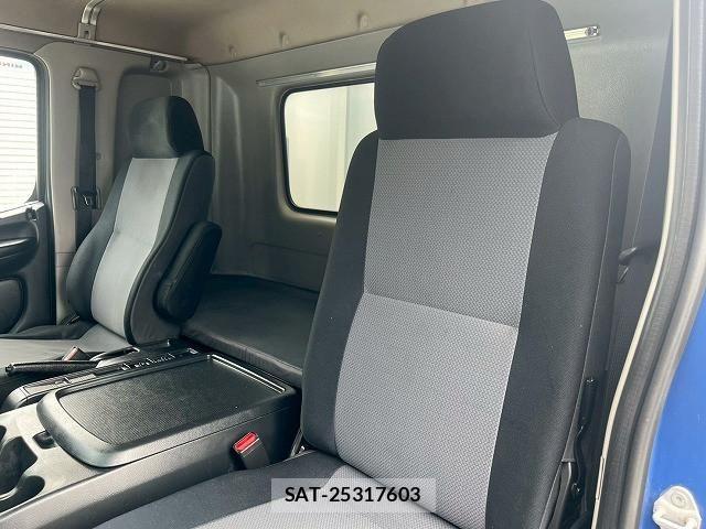 Hino RANGER 2013-03 7252077-22