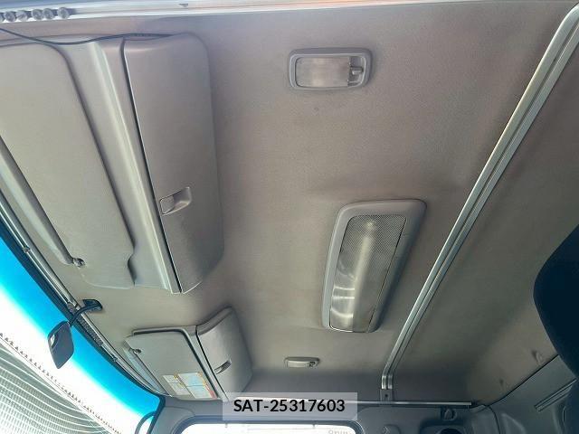 Hino RANGER 2013-03 7252077-23
