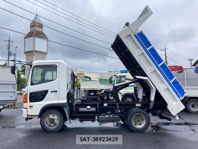 Hino RANGER 2017-02 7252070-4
