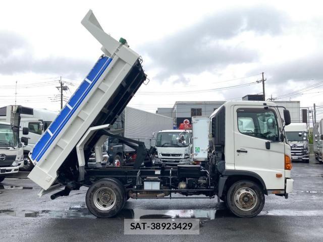Hino RANGER 2017-02 7252070-5