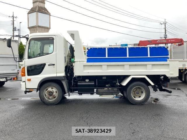 Hino RANGER 2017-02 7252070-6