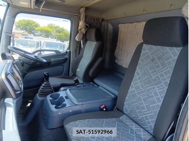 Hino RANGER 2005-09 7252074-21