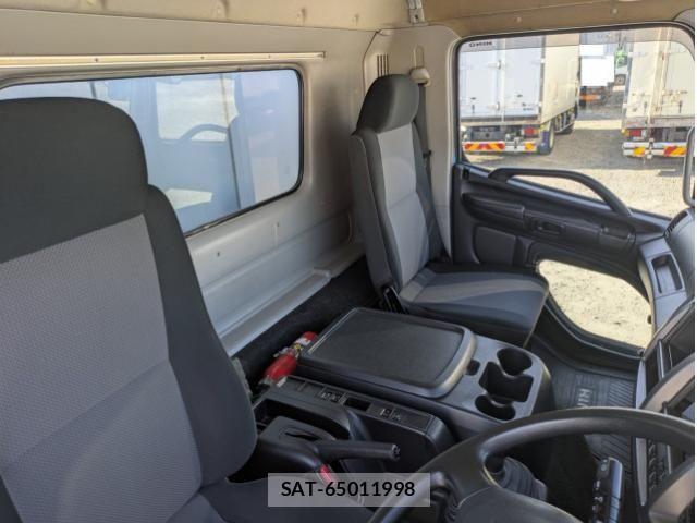 Hino RANGER 2016-04 7250665-26