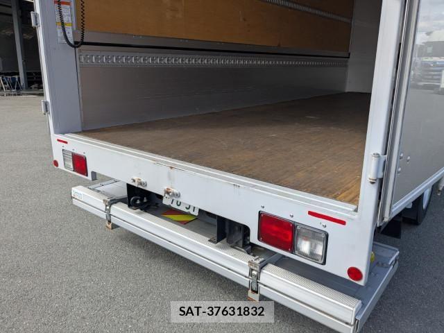 Hino RANGER 2023-02 7252054-11