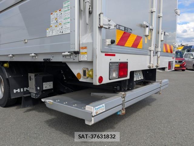Hino RANGER 2023-02 7252054-4
