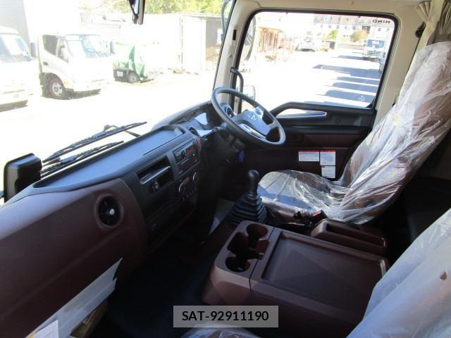 Hino RANGER 2025-10 7252056-21
