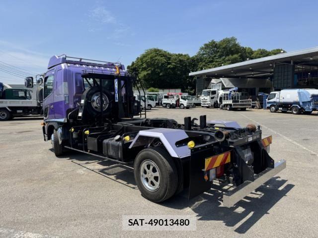 Hino RANGER 2019-03 7252068-3