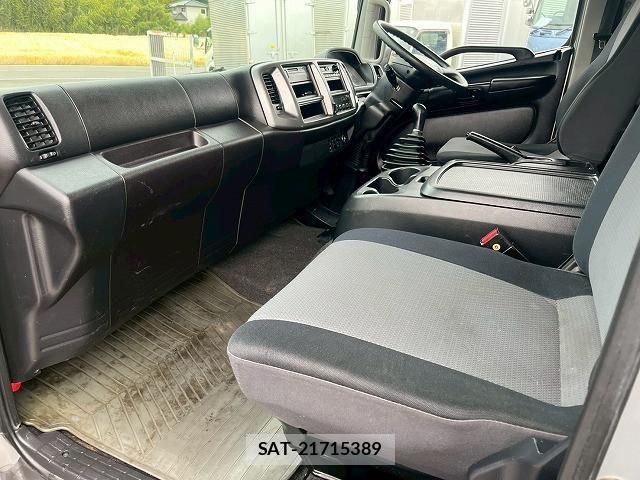 Hino RANGER 2013-03 7252075-23