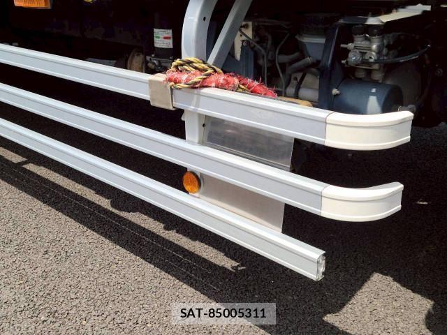 Hino RANGER 2015-12 7252065-12