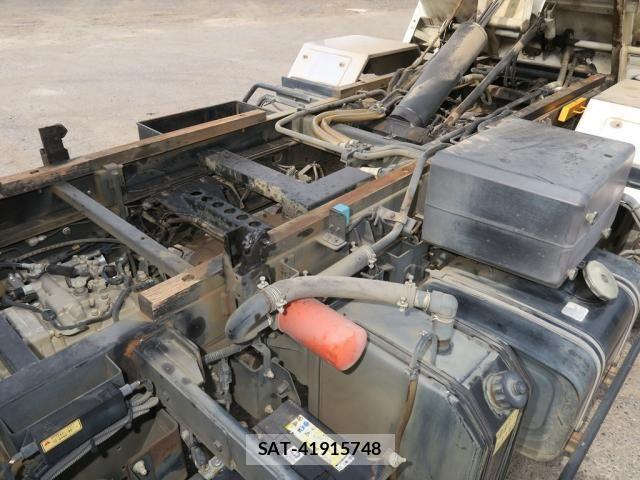 Hino RANGER 2016-08 7272789-13