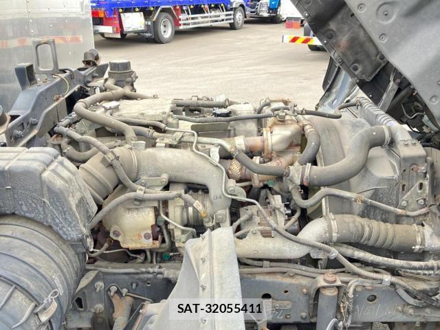 Hino RANGER 2014-02 7272797-15