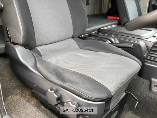 Hino RANGER 2014-02 7272797-16