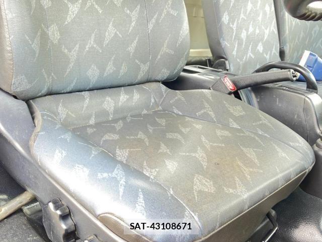 Hino RANGER 2013-10 7272793-18