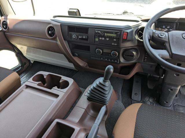 Hino RANGER 2023-09 7306702-27