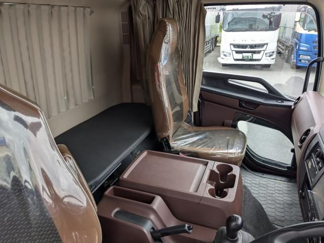 Hino RANGER 2018-09 7306697-26