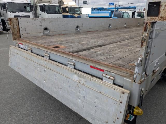 Hino RANGER 2018-09 7306697-8